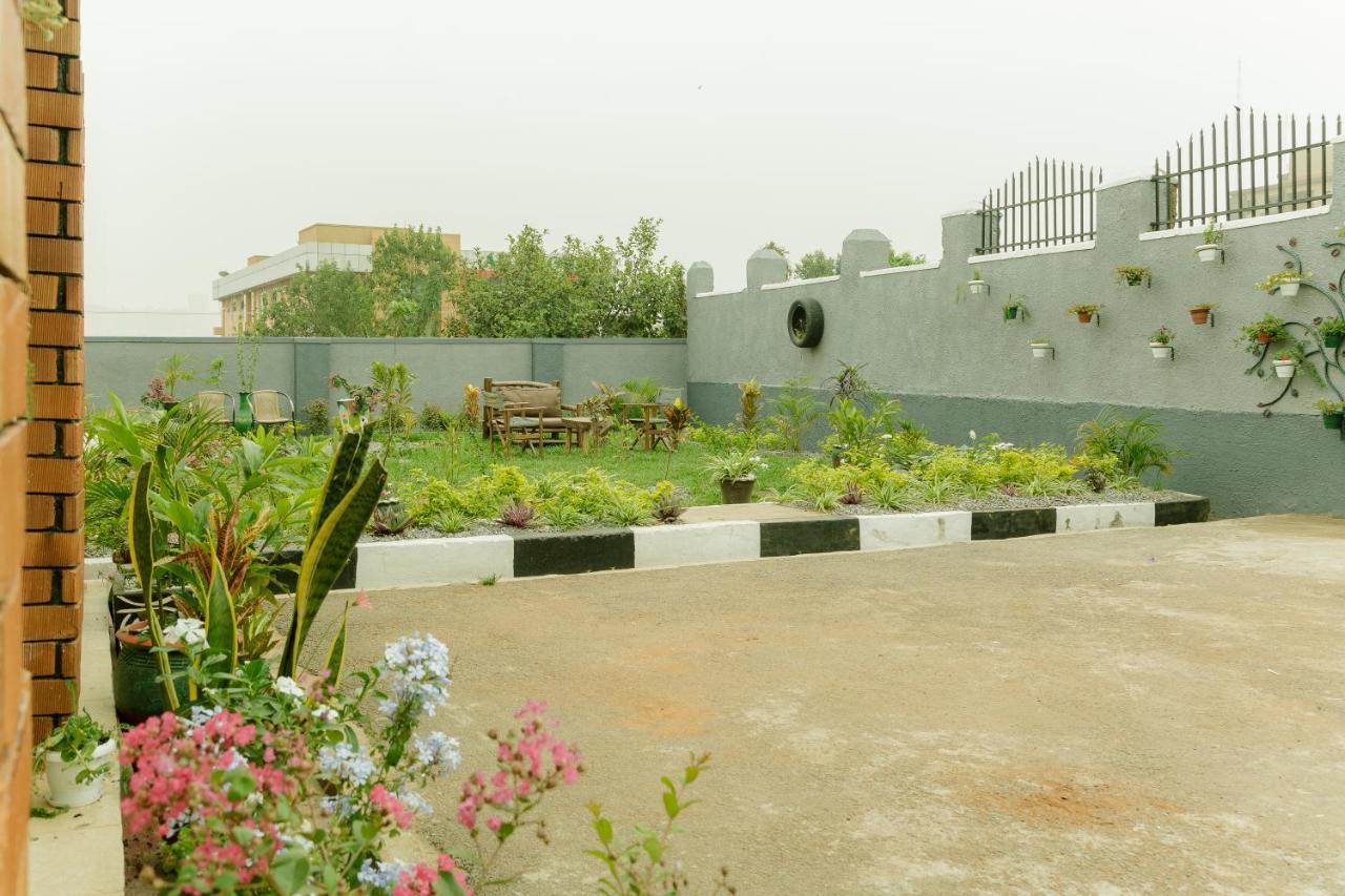City Oasis By Siima _ Hidden Gem City Family Home Kampala Exteriör bild