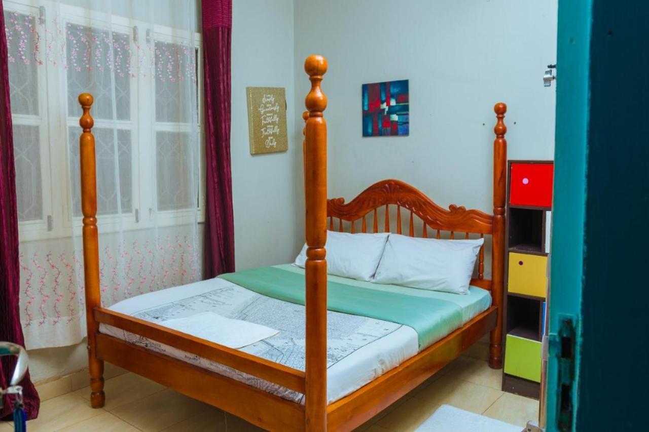 City Oasis By Siima _ Hidden Gem City Family Home Kampala Exteriör bild
